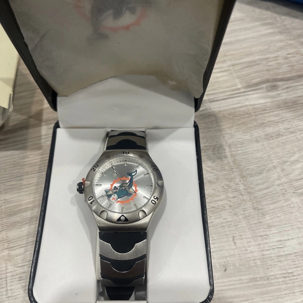 VTG Game Time Miami Dolphins Stainless Steel Watch 2006 Adult With Case And Box